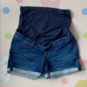 Thyme Maternity Regular Fit Denim Shorts XS
